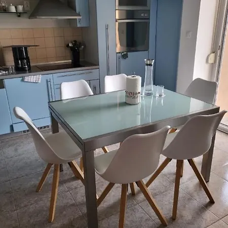 Schoene Ferienwohnung In Zaton شقة